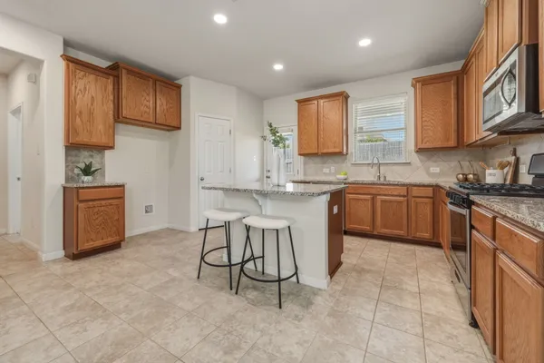 $499,900 | 13208 Olivers Way, Manchaca, TX 78652