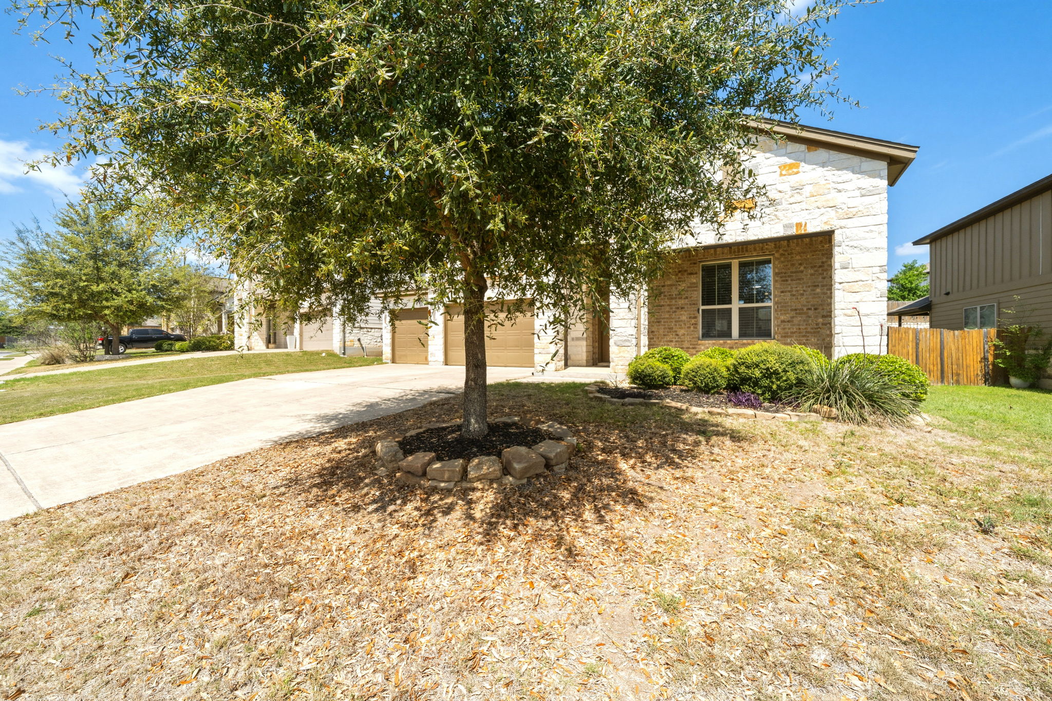 13208 Olivers Way Manchaca, TX 78652 - Photo 3 of 40