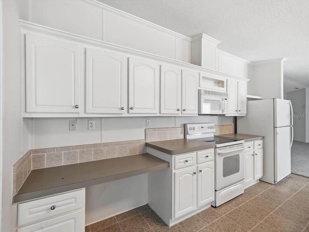 24403 McCaw Road Brooksville, FL 34601 - Photo 27 of 52 Gallery Image 27