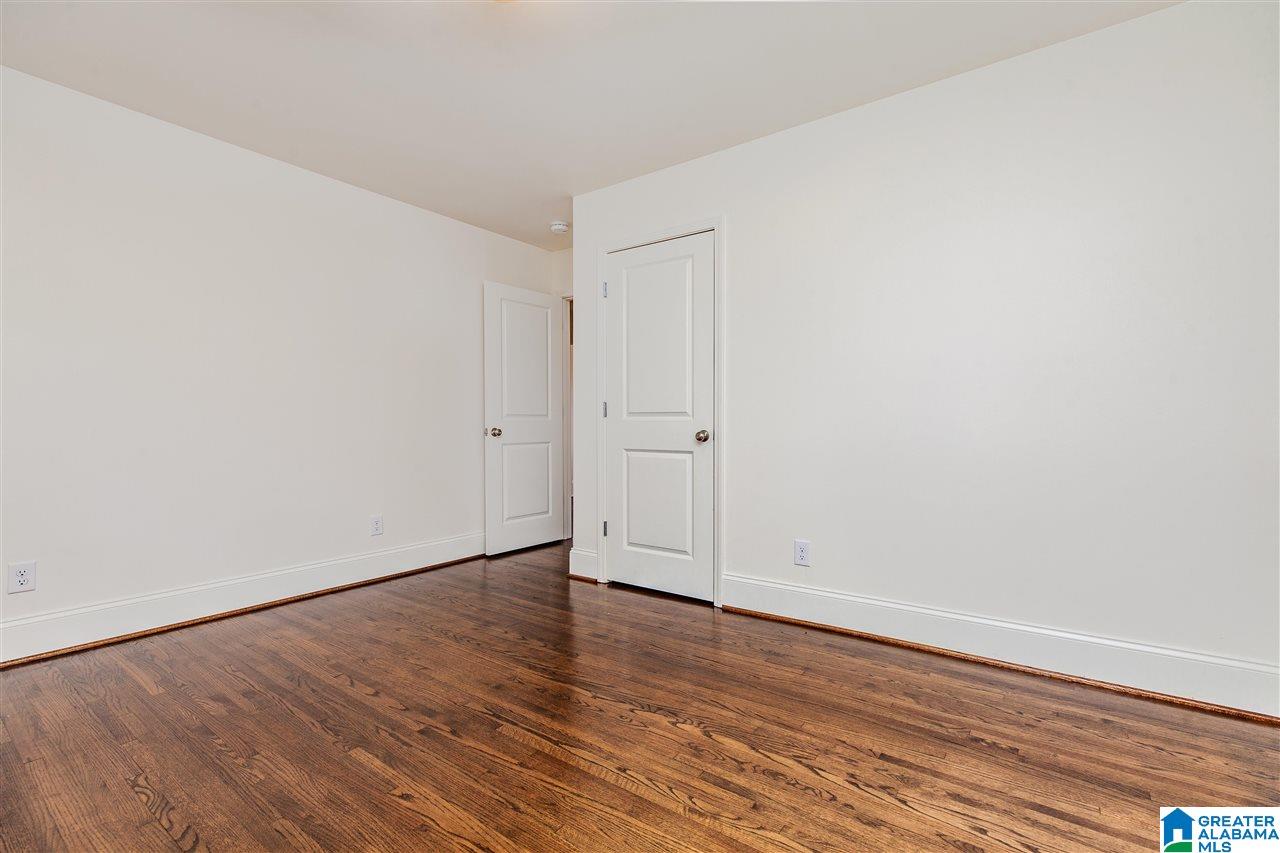 2120 Blue Ridge Boulevard Birmingham, AL 35226 - Photo 26 of 39