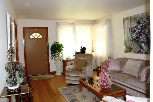 2337 11th Avenue Riverside, IL 60546 - Photo 2 of 12