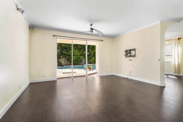 $5,600 | 1325 Camellia Circle, Weston, FL 33326