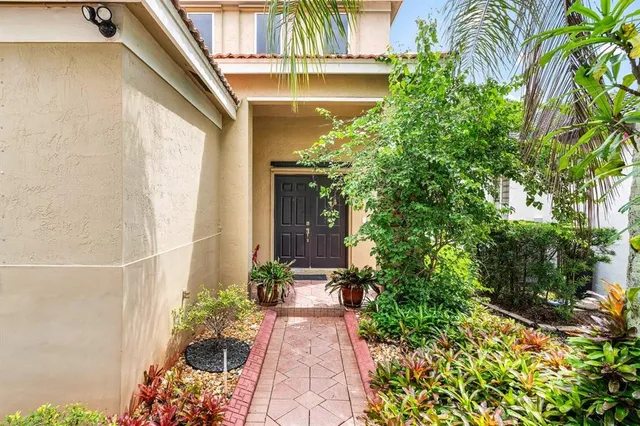 $5,600 | 1325 Camellia Circle, Weston, FL 33326