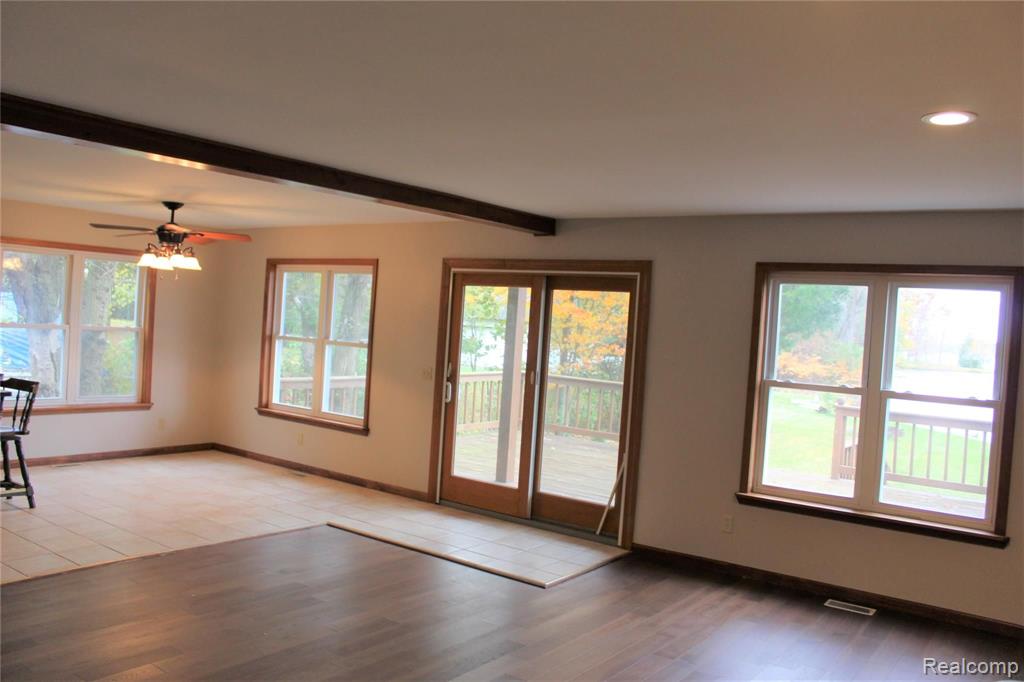 3371 Center Road Flint, MI 48506 - Photo 9 of 35