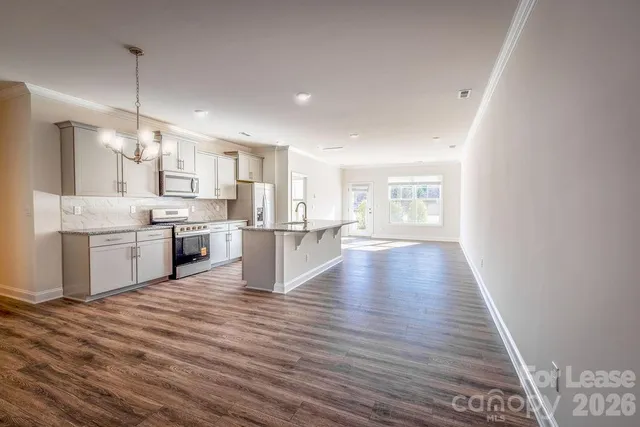 $2,350 | 4160 Steel Way, Sherrills Ford, NC 28673