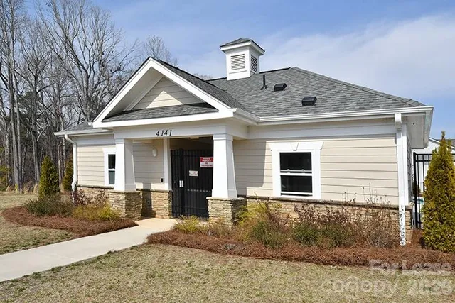 $2,350 | 4160 Steel Way, Sherrills Ford, NC 28673