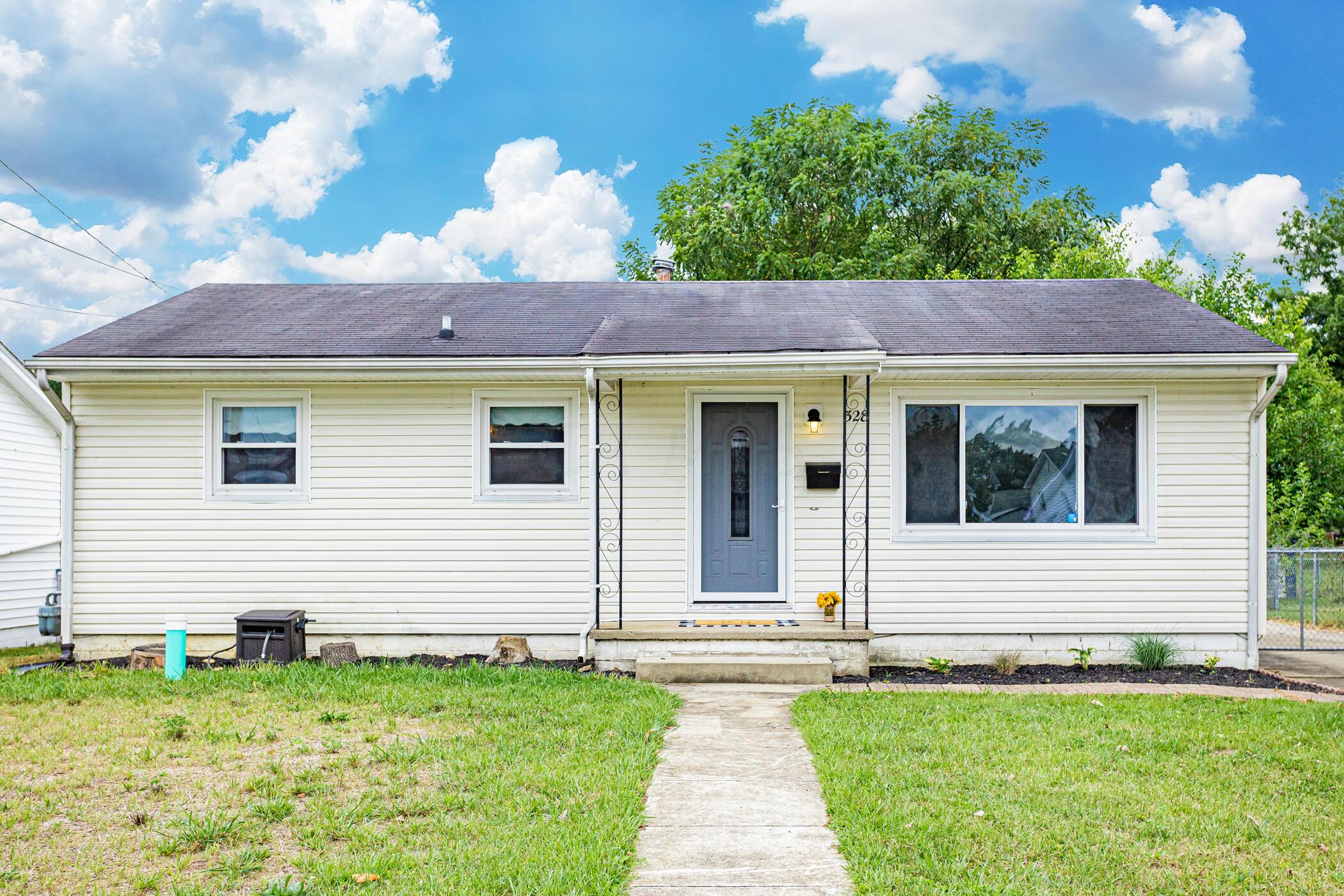 328 Spring Street Lancaster, OH 43130 - Photo 2 of 30 Gallery Image 2
