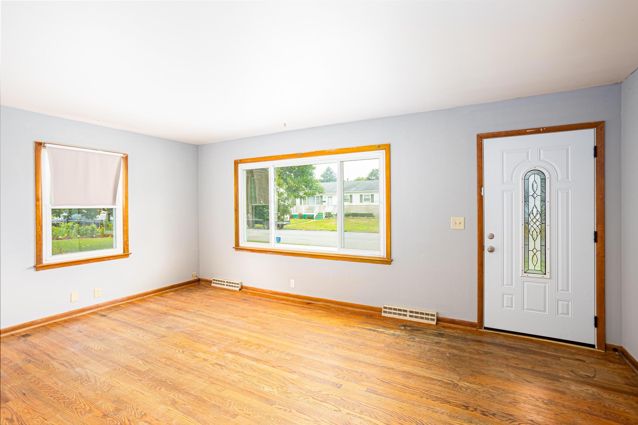 328 Spring Street Lancaster, OH 43130 - Photo 5 of 30 Gallery Image 5