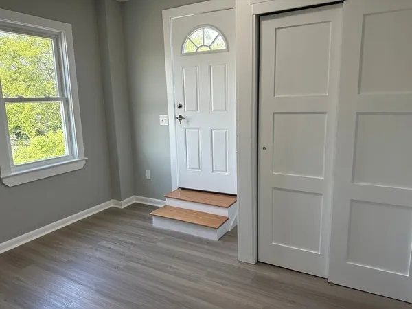 $2,250 | 527 Nantasket Avenue, Unit 4, Hull, MA 02045
