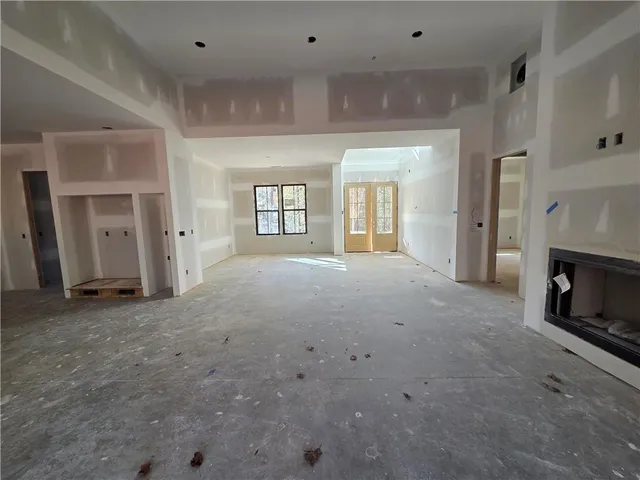 a view of a livingroom with a fireplace