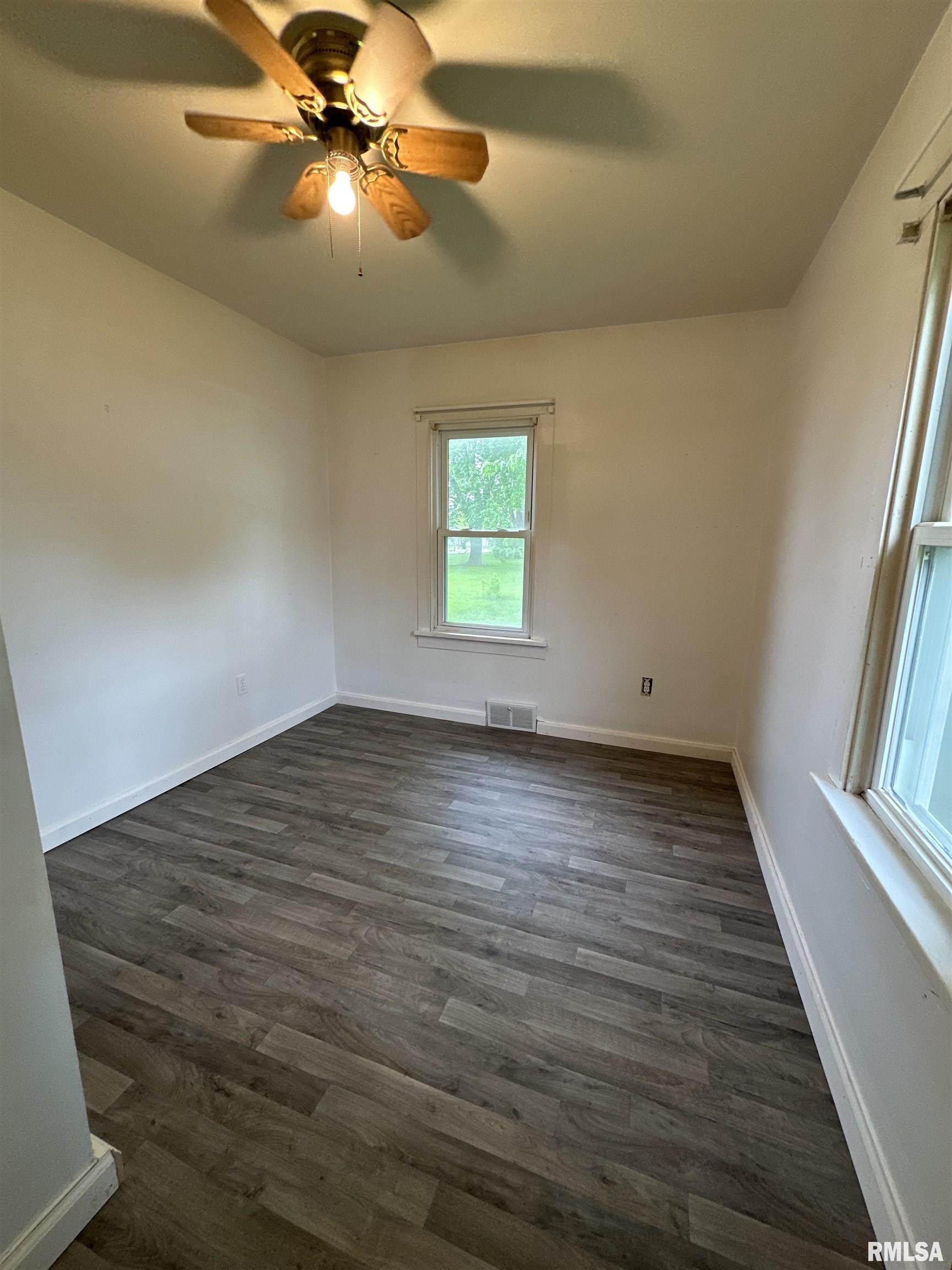 124 North Rile Street Bushnell, IL 61422 - Photo 12 of 12