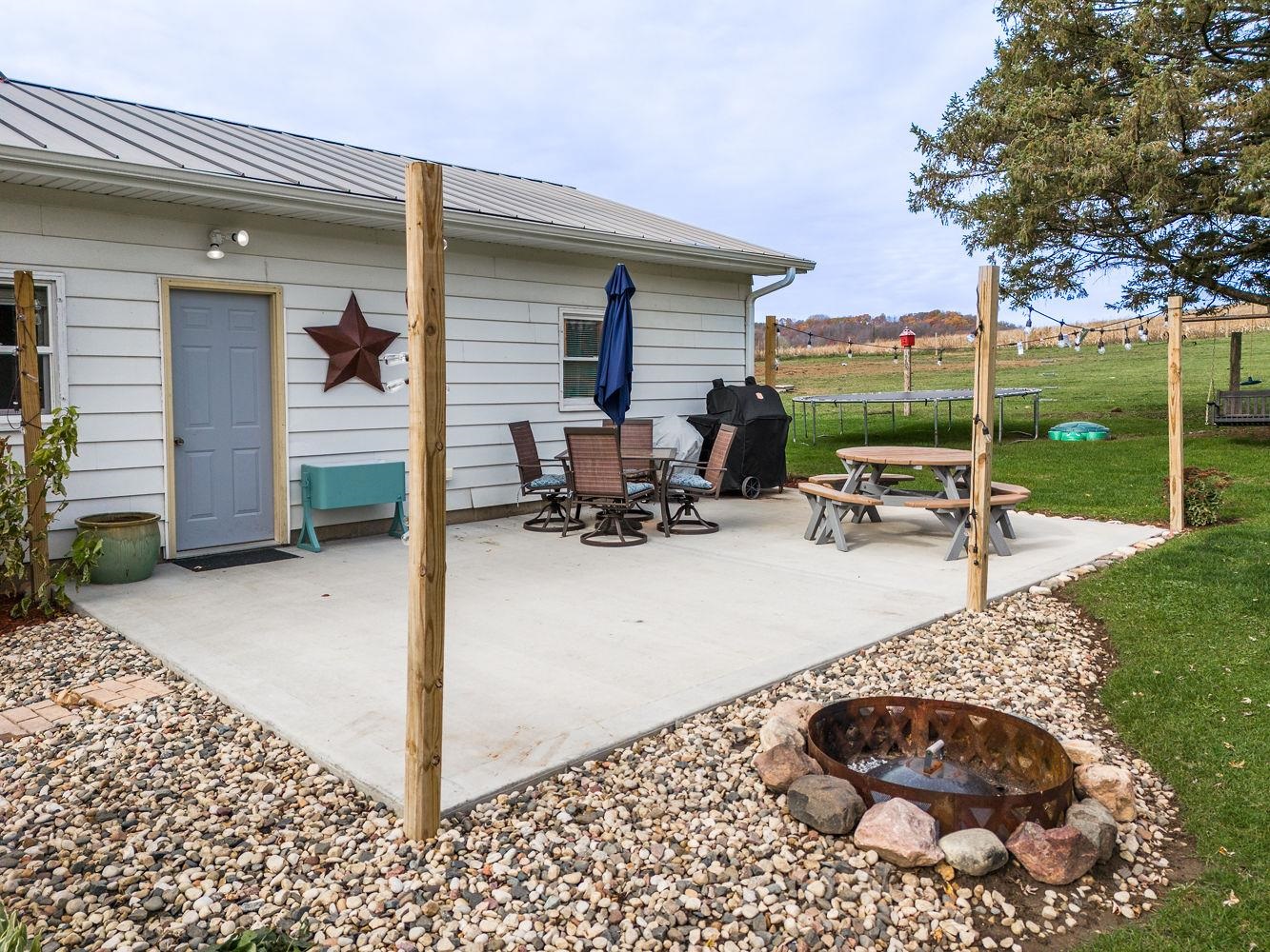 32420 County Rd V Cazenovia, WI 53924 - Photo 11 of 70