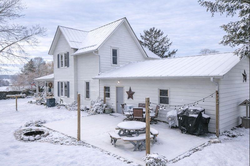 32420 County Rd V Cazenovia, WI 53924 - Photo 2 of 70