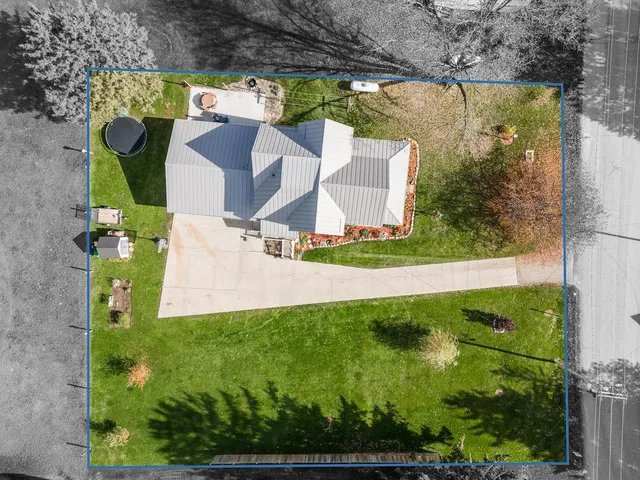 $229,900 | 32420 County Rd V, Cazenovia, WI 53924