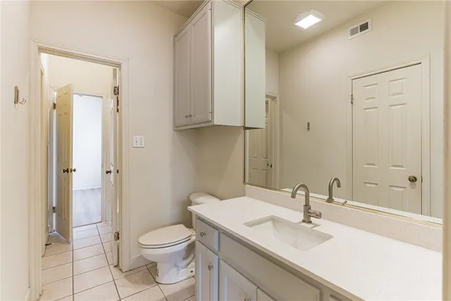 $1,500 | 2100 San Gabriel Street, Unit 205, Austin, TX 78705