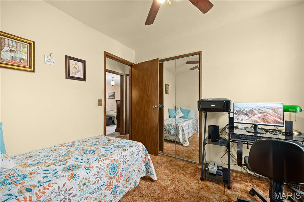 208 Pine Ridge Drive Godfrey, IL 62035 - Photo 15 of 40