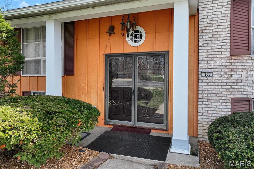 208 Pine Ridge Drive Godfrey, IL 62035 - Photo 2 of 40