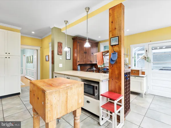 $635,000 | 517 West Locust Street, Woodstock, VA 22664