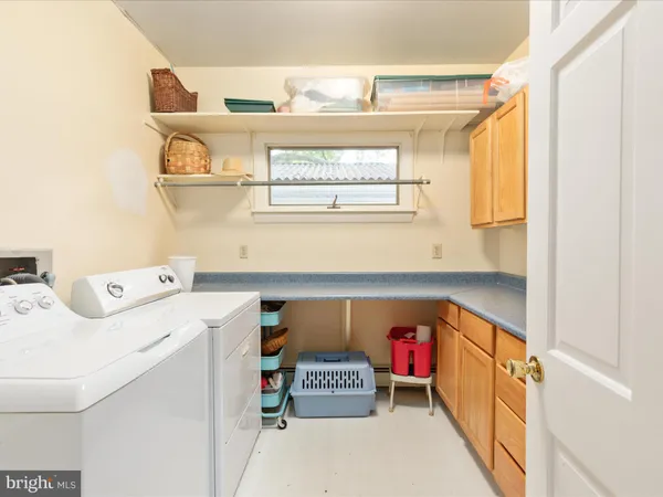 $635,000 | 517 West Locust Street, Woodstock, VA 22664