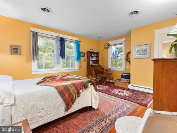 $635,000 | 517 West Locust Street, Woodstock, VA 22664