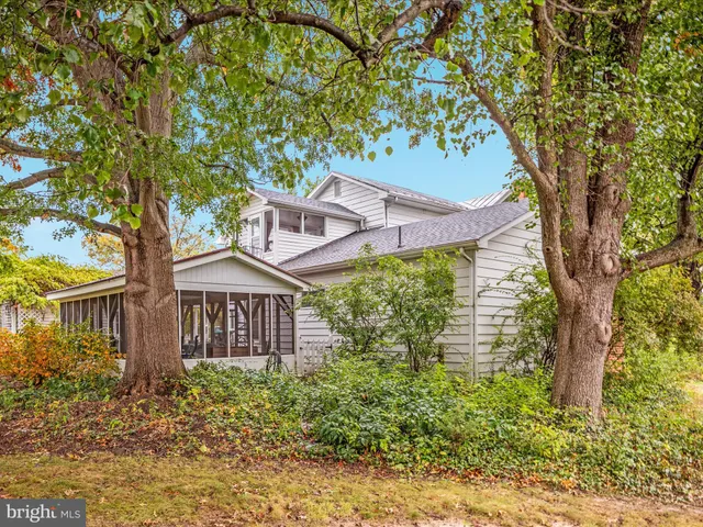 $635,000 | 517 West Locust Street, Woodstock, VA 22664