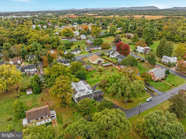 $635,000 | 517 West Locust Street, Woodstock, VA 22664