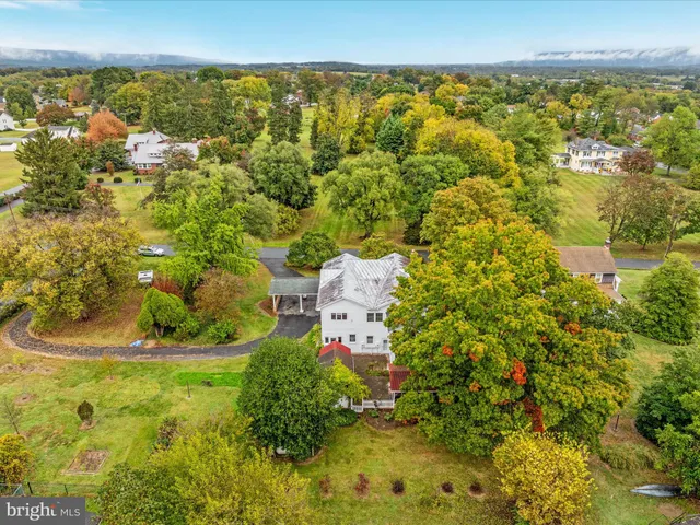 $635,000 | 517 West Locust Street, Woodstock, VA 22664