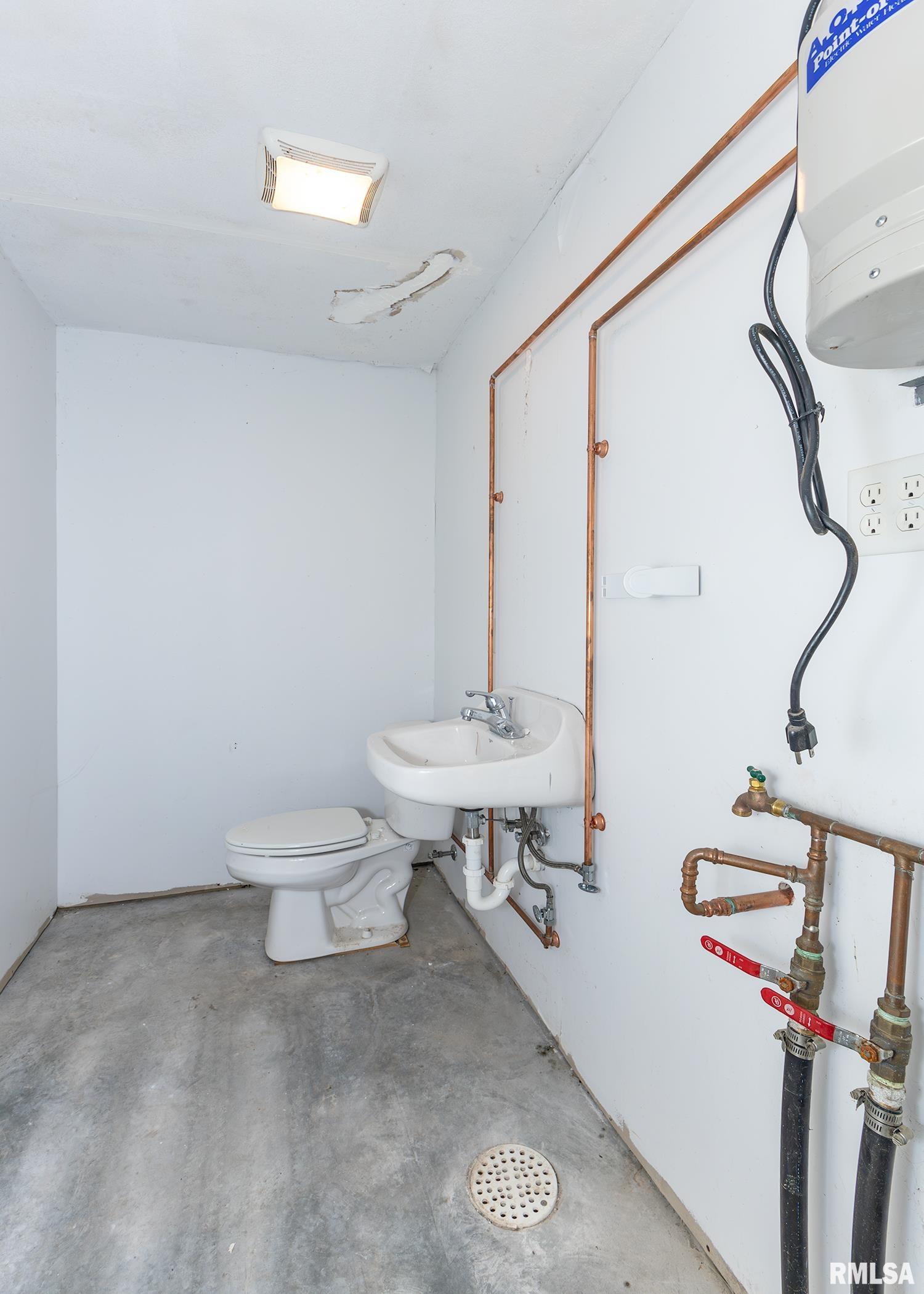8045 Hurd Road Erie, IL 61250 - Photo 60 of 69