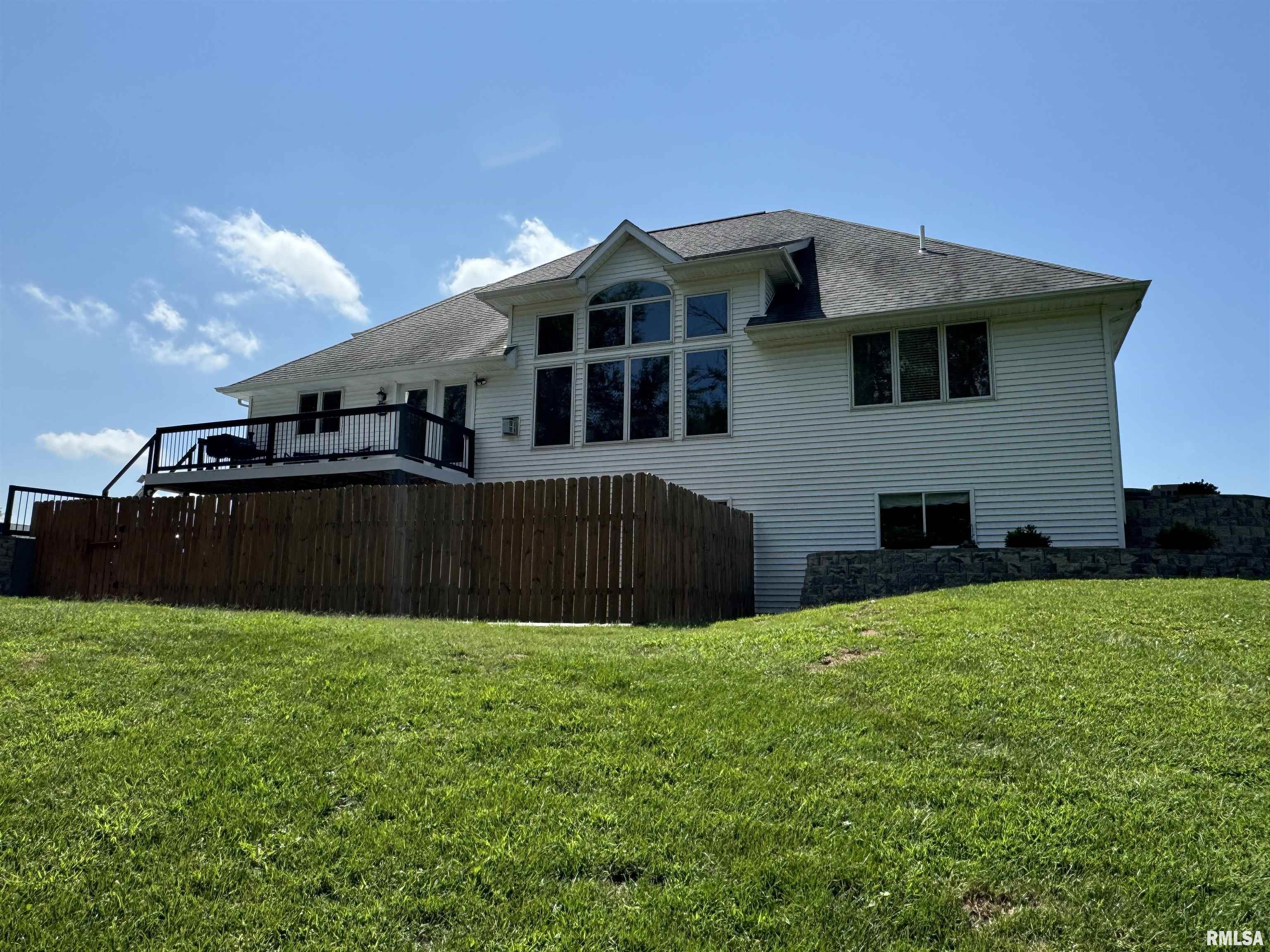 8045 Hurd Road Erie, IL 61250 - Photo 7 of 69