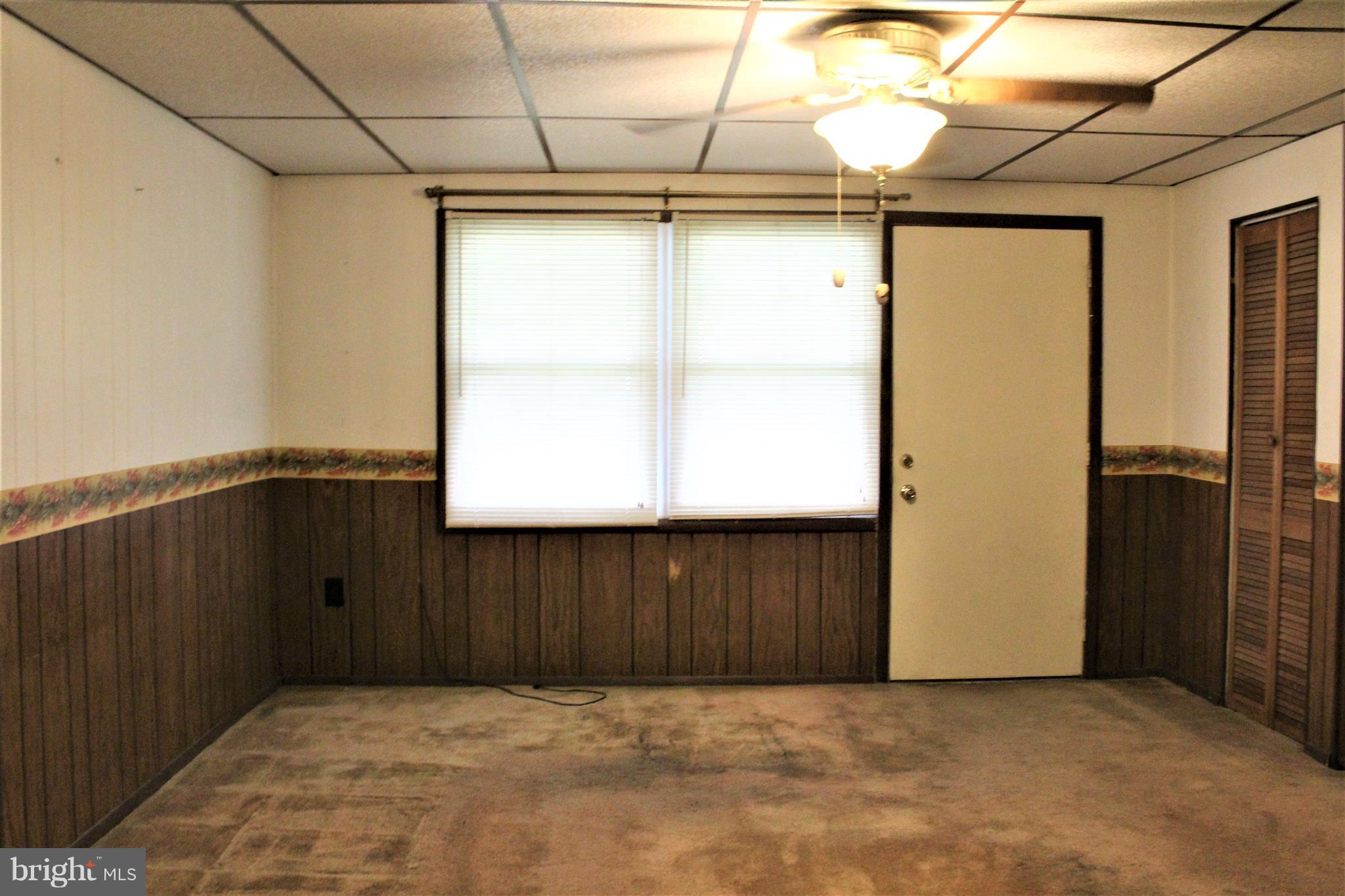 2016 Larkhall Road Baltimore, MD 21222 - Photo 3 of 16 Living Room