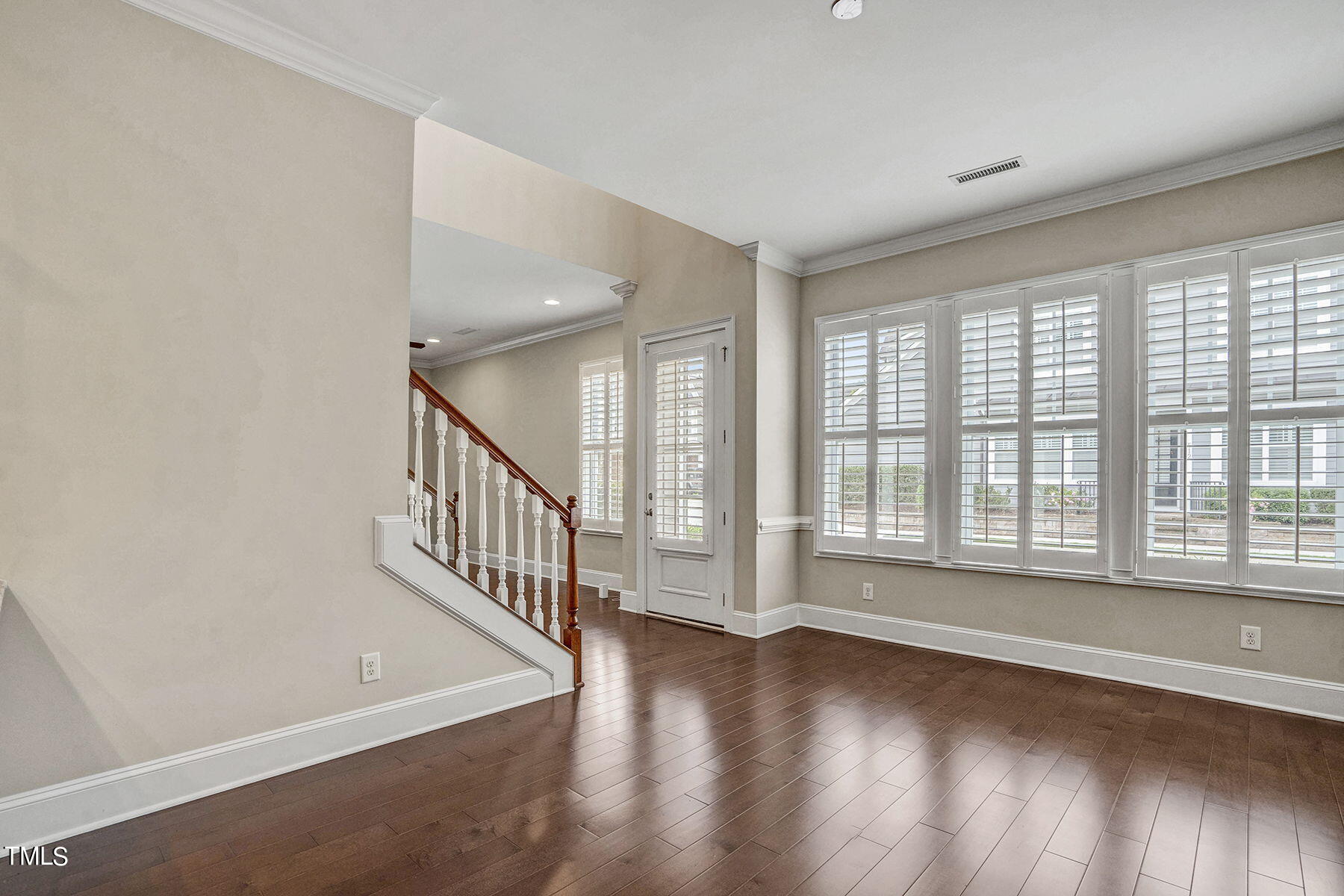 513 Deodar Lane Raleigh, NC 27608 - Photo 7 of 35 7-web-or-mls-513 Deodar Ln-9