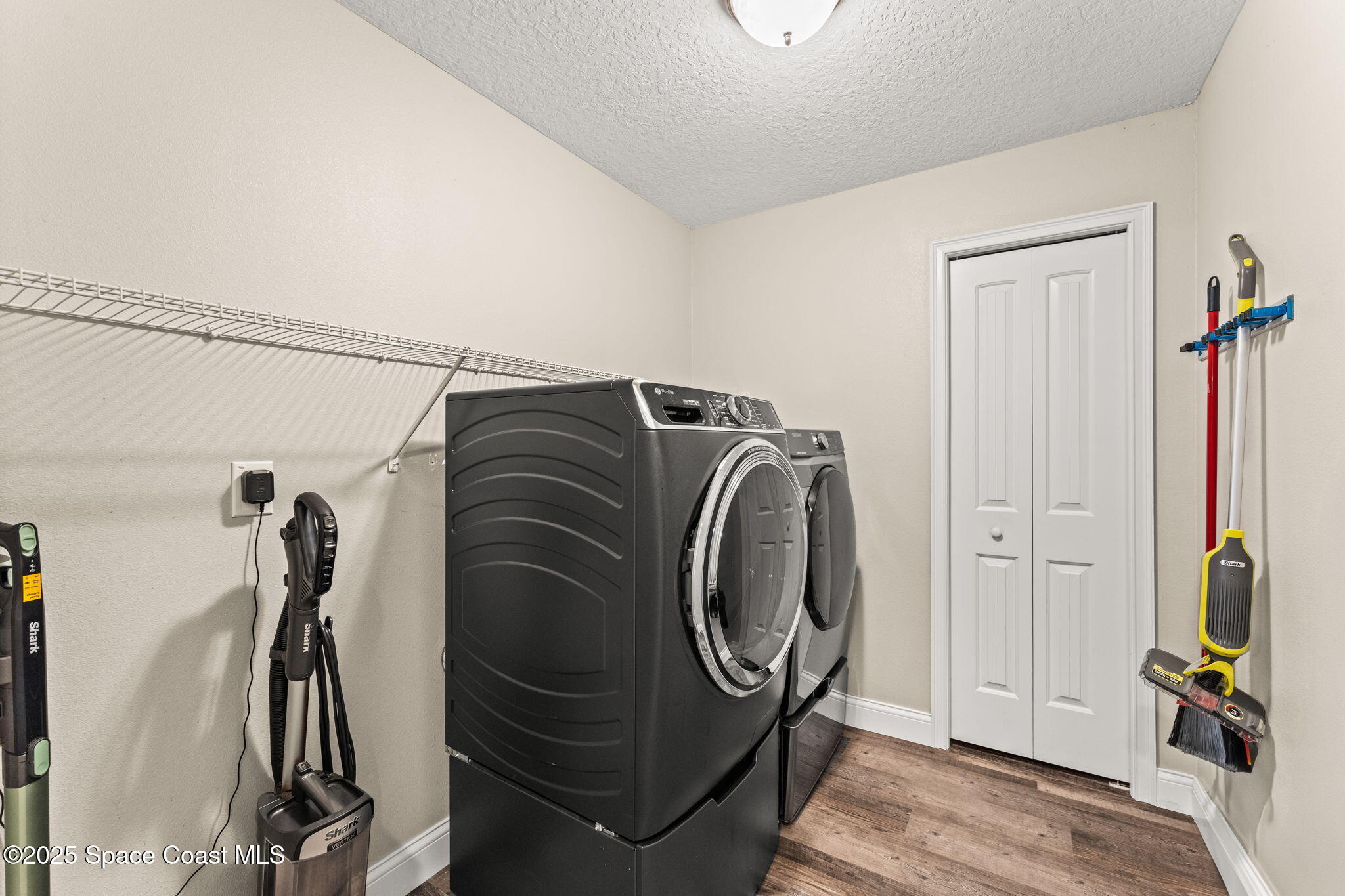 6435 Dixie Way Mims, FL 32754 - Photo 34 of 56 indoor laundry