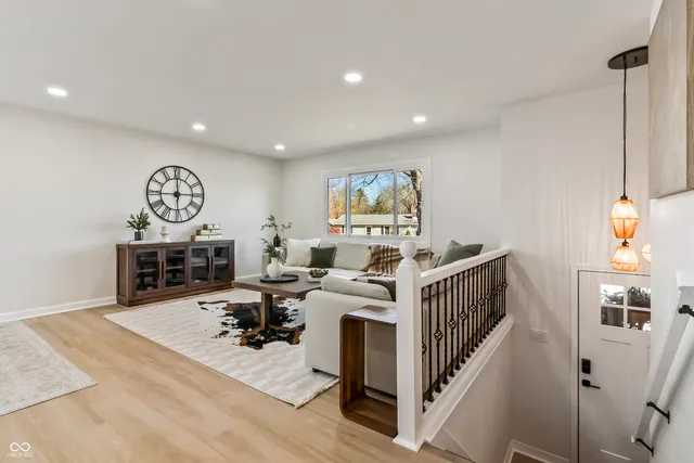 $895,000 | 1940 Nantucket Drive, Cicero, IN 46034