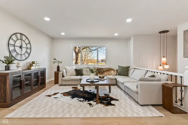 $899,000 | 1940 Nantucket Drive, Cicero, IN 46034