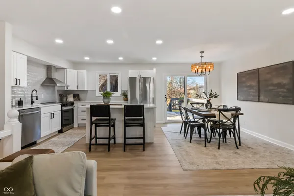 $899,000 | 1940 Nantucket Drive, Cicero, IN 46034