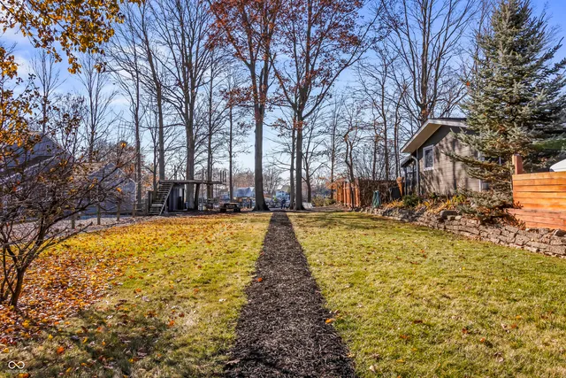 $895,000 | 1940 Nantucket Drive, Cicero, IN 46034