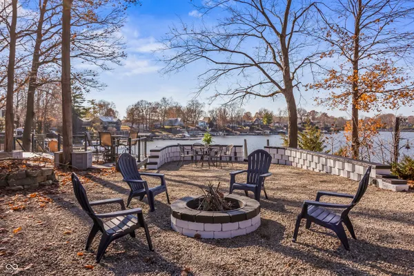 $899,000 | 1940 Nantucket Drive, Cicero, IN 46034