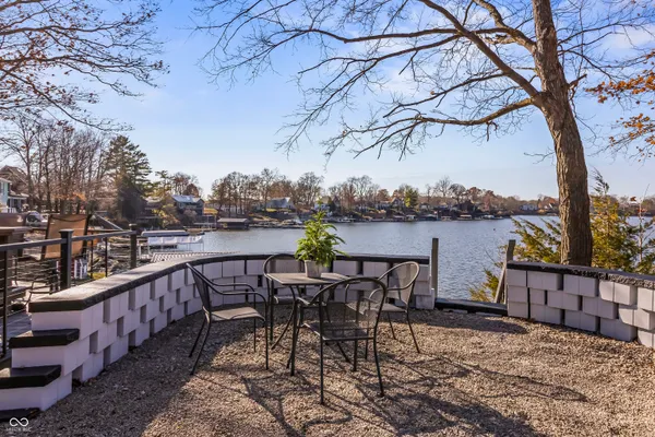 $899,000 | 1940 Nantucket Drive, Cicero, IN 46034