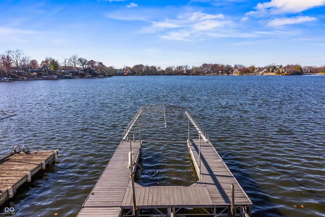 $895,000 | 1940 Nantucket Drive, Cicero, IN 46034