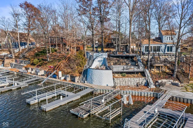 $895,000 | 1940 Nantucket Drive, Cicero, IN 46034