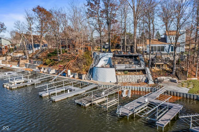 $895,000 | 1940 Nantucket Drive, Cicero, IN 46034