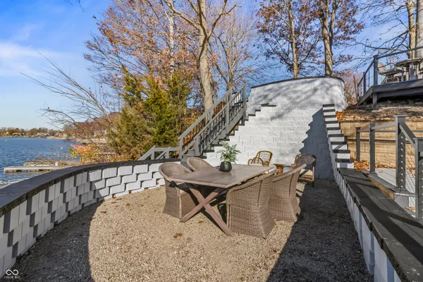 $899,000 | 1940 Nantucket Drive, Cicero, IN 46034