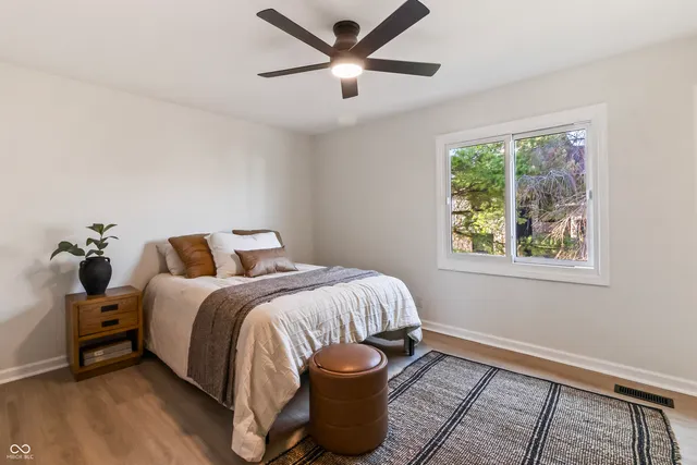 $895,000 | 1940 Nantucket Drive, Cicero, IN 46034