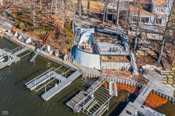 $899,000 | 1940 Nantucket Drive, Cicero, IN 46034