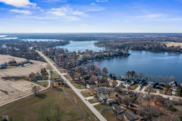 $895,000 | 1940 Nantucket Drive, Cicero, IN 46034