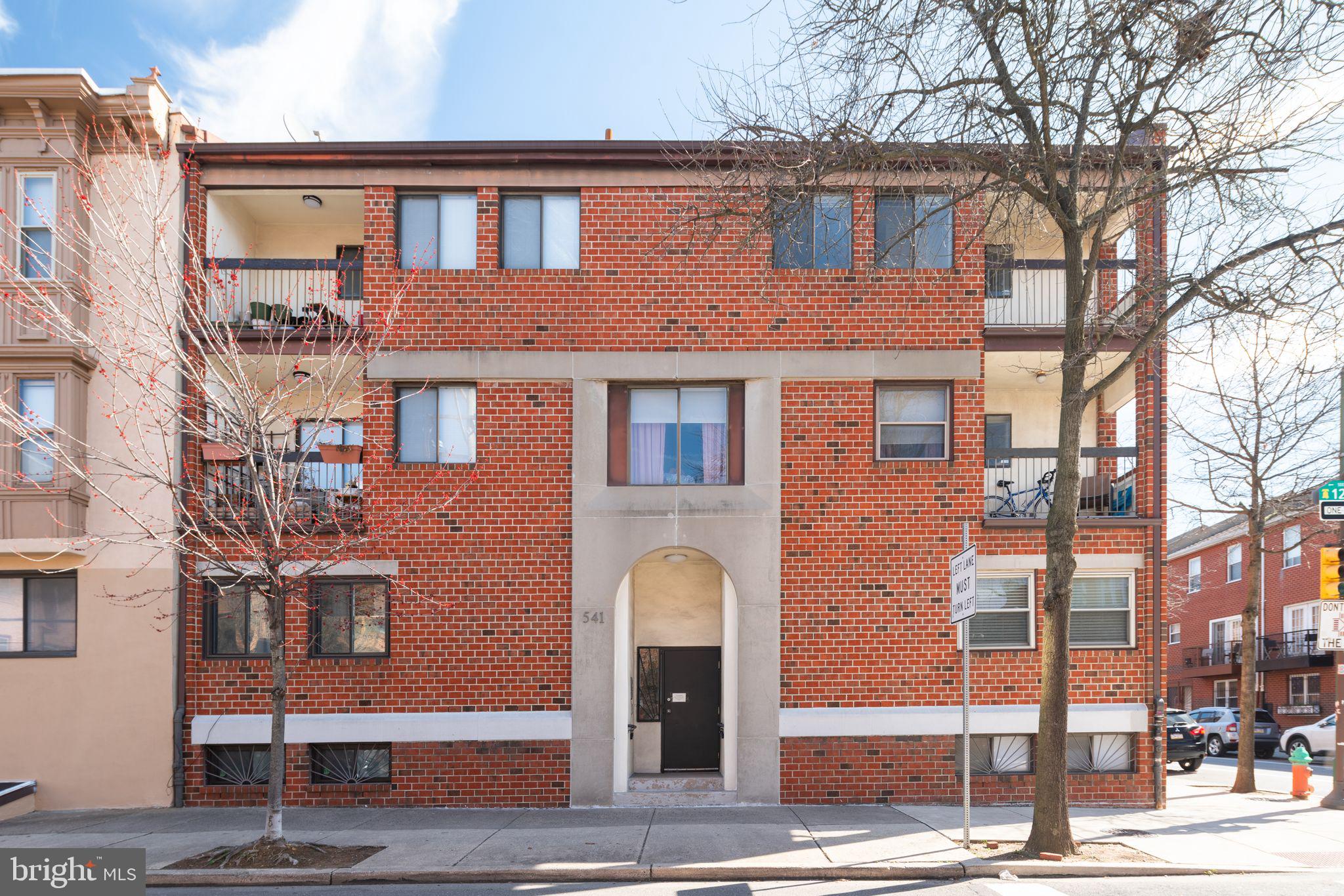 541 South 12th Street, Unit B Philadelphia, PA 19147 - Photo 2 of 36