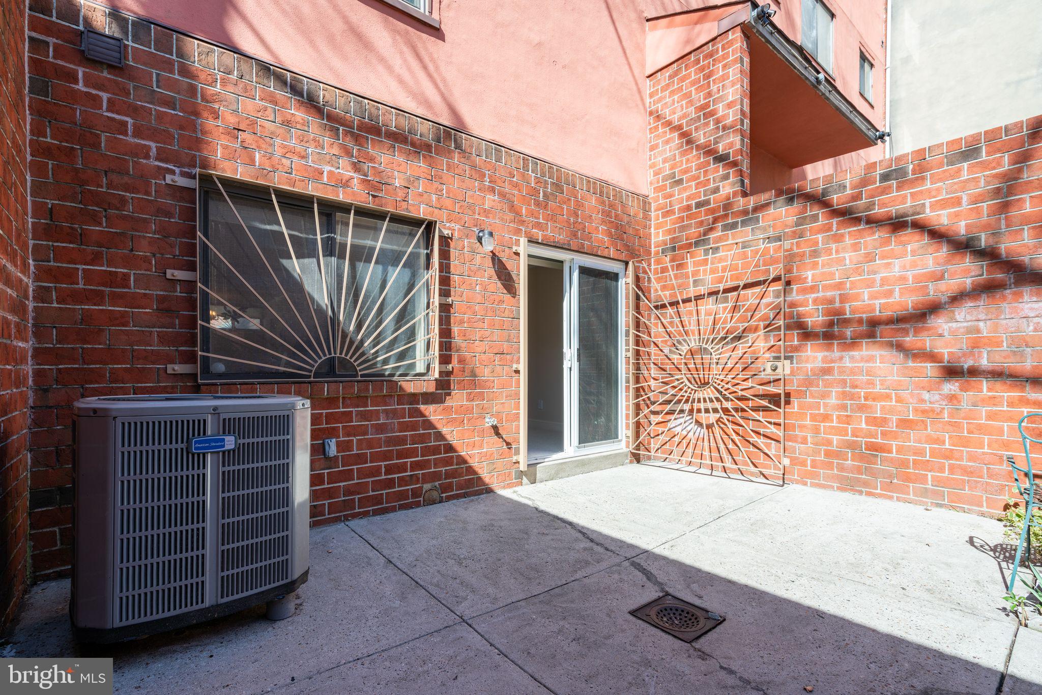 541 South 12th Street, Unit B Philadelphia, PA 19147 - Photo 31 of 36