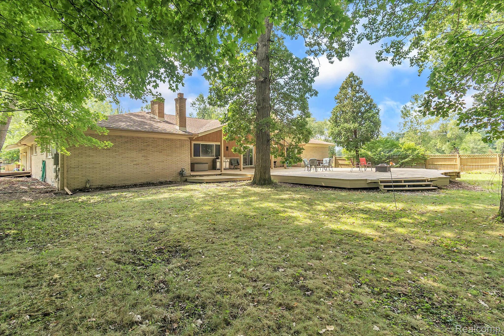 9055 Morton Taylor Road Belleville, MI 48111 - Photo 12 of 55 BACKYARD