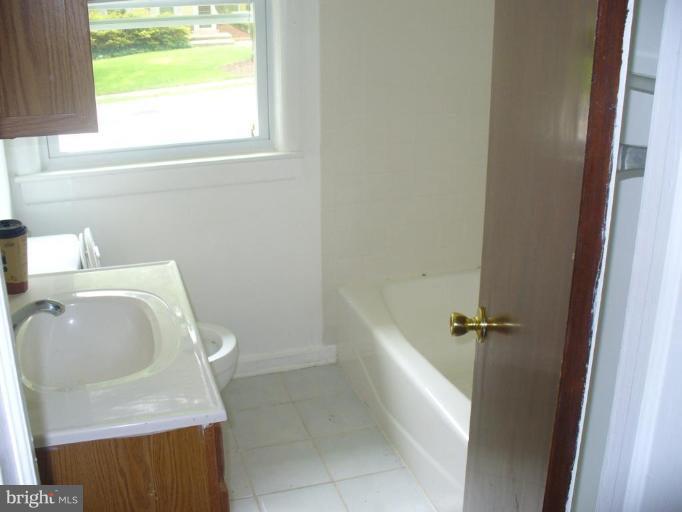 109 Tapawingo Road Southwest Vienna, VA 22180 - Photo 10 of 10 Bath #1