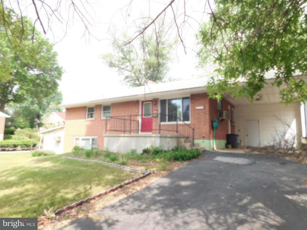 515 Ridgeview Avenue Elizabethtown, PA 17022 - Photo 2 of 6 Gallery Image 2